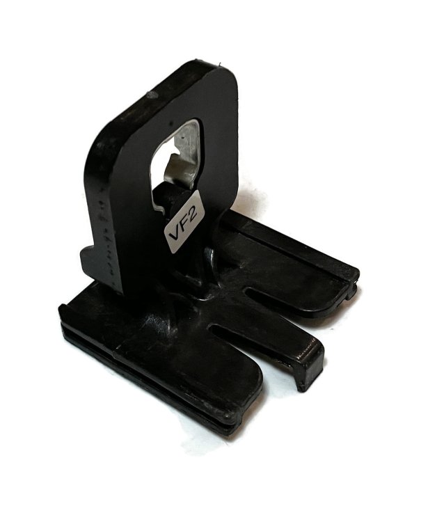 8V0 941 453 A Lower headlight bracket Audi A3 Q4