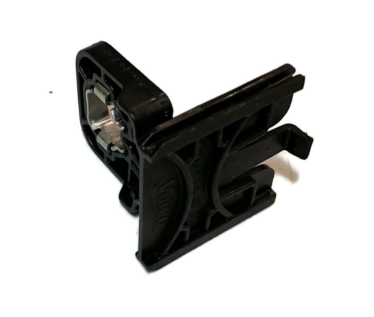 8V0941453A. Lower headlight bracket Audi A3 Q4