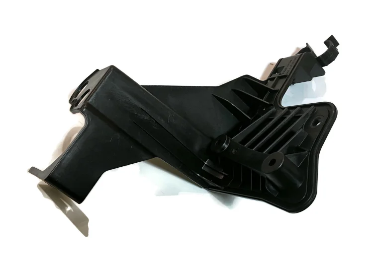 4K0 145 879 R Coolant pump bracket support 2.0 TDI Audi A6 C8 A7 2019-