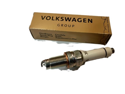 04E905601B. Świeca zapłonowa longlife 1.0 1.4 1.5 TSI VW AUDI SEAT SKODA