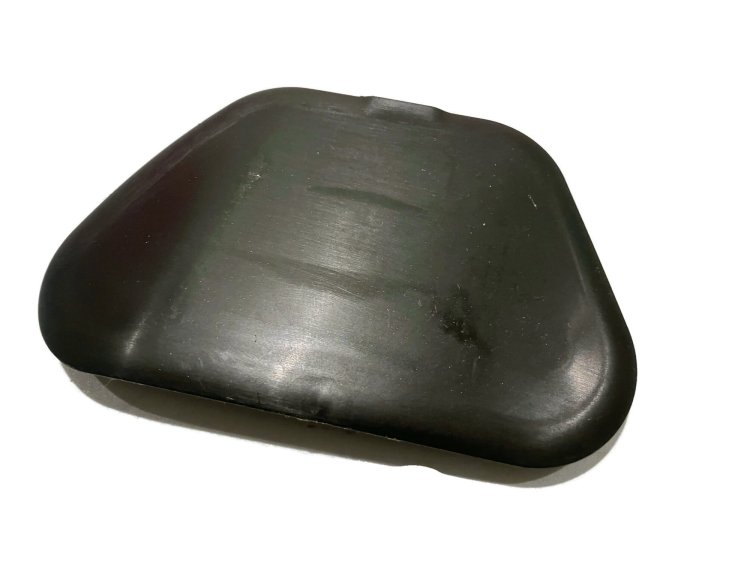 7P6 805 414 Front wheel arch cap  VW Touareg 2011-2018