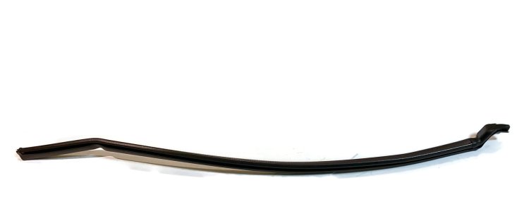 5E0839717B 5AP Uszczelka pionowa drzwi tylnych SKODA Octavia III 2013-2020 LEWA TYŁ