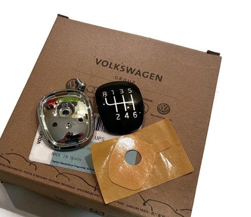 5E0798117A Plakietka nakładka gałki dźwigni zmiany biegów SKODA Fabia Karoq Kodiaq Rapid Superb Octavia Scala Kamiq Yeti