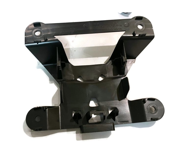 5E0 907 699 Wspornik uchwyt mocowanie radaru Skoda Octavia III FL 2017-2020