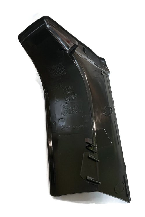 4G5 945 253.jpg