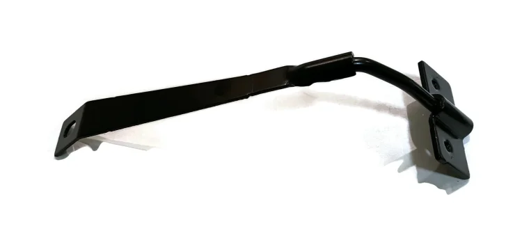 8V0823485 
Rygiel maski przedniej Audi A3 2013-2016
