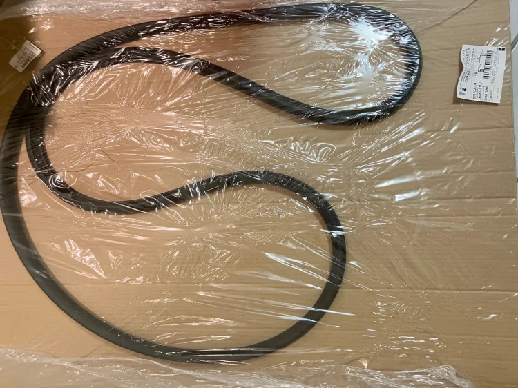 Front door body seal gasket  VW Caddy 2008-2010 2011-2015 | 2016-2020 2K0837911J | 2K0837911G