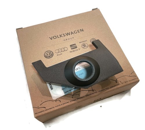 5FA919267A9B9. Ramka uchwytu czujnika parkowania PDC środkowego lewego przedniego SEAT Leon Cupra 2020-