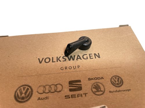 8K9 955 985 A Dysza spryskiwacz tylnej szyby Audi A4 B8 2008-2015 Q5 2009-2017