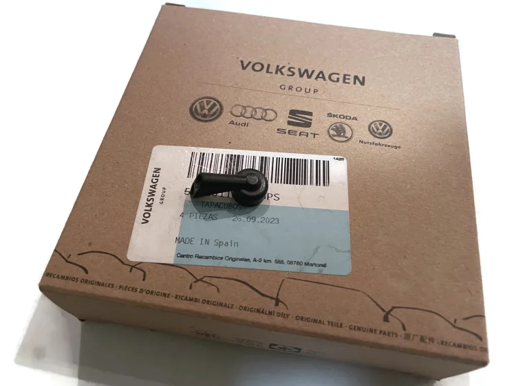 8K9955985 A Rear window washer nozzle spray Audi A4 B8 2008-2015 Q5 2009-2017