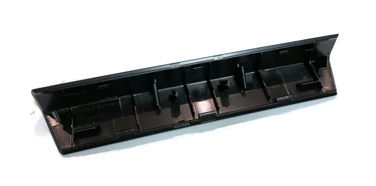 3G986725182V Osłona uchwytu zamykania domykania klapy VW PASSAT B8