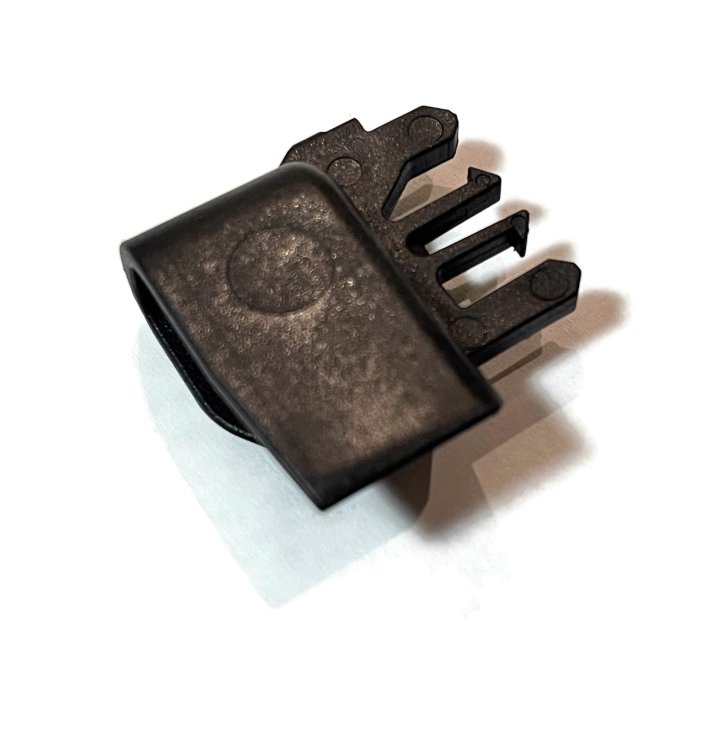 LEWY zabierak napędu tylnej rolety bagażnika VW Touareg 2019-2025 760 868 953 4PK