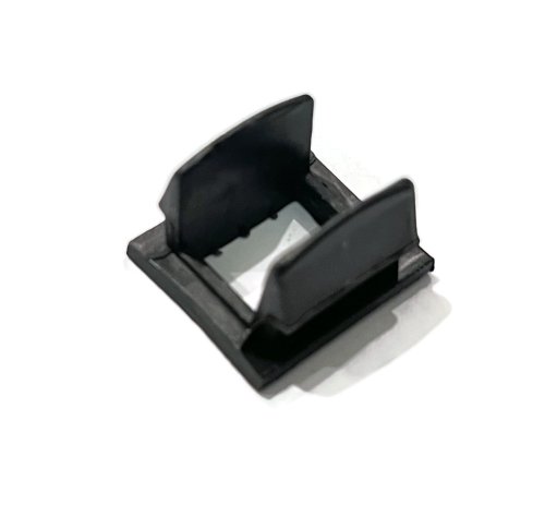 Klips spinka mocowanie listwy nadkola przedniego Audi Q7 2016-