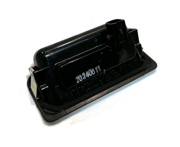 Klamka mikrostyk przełącznik otwierania tylnej klapy Hyundai i30 2012-2017