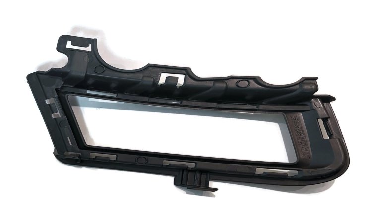 5G0853211E LEWA Ramka kratki w zderzaku przednim VW Golf VII 2013-2017