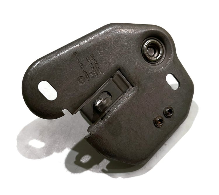 Upper left latch for the hood  VW T-Cross SKODA KodiaQ SEAT Arona 565823185