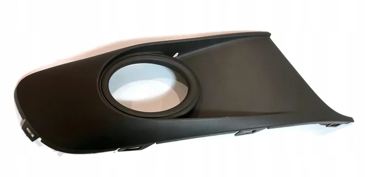 Boczna prawa Kratka zderzaka przedniego VW Touran Caddy 2011-2015 1T0 853 666 S