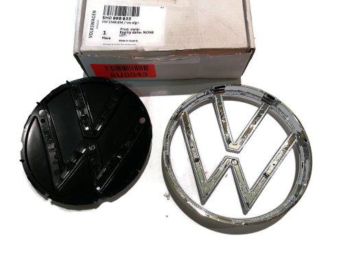 Oryginalny emblemat znaczek VW klapy Bagażnika | Golf 8 Passat B8 Arteon T-Roc T-Cross