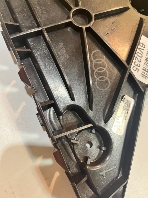 Lewy ślizg zderzaka tylnego AUDI Q5 Sportback 2017-2024 | 80F807453