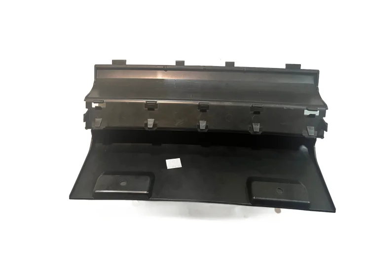 Rear bumper end cap and tow bar cover for the AUDI A3 8P FL S-line 2008–2012