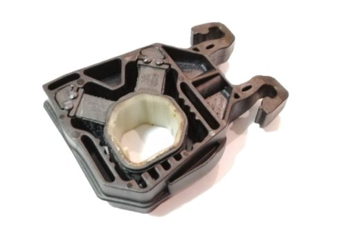 5Q0121367F upper side radiator bracket