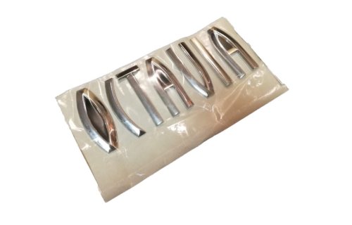 1Z0853687 739 rear logo emblem OCTAVIA