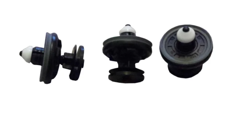 6Q086824 Klips spinka mocowania tapicerki drzwi VW AUDI SKODA
