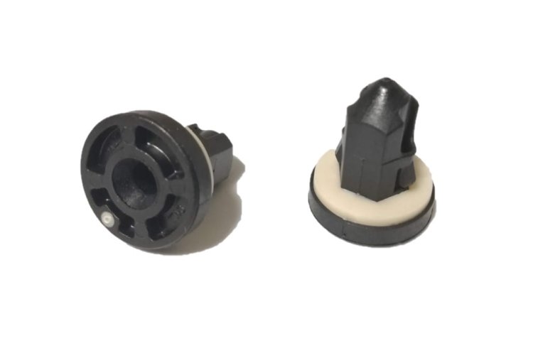 4G0827310   licence plate clip 4G0 827 310