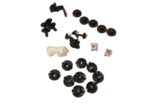 4G0098629 zestaw elementów mocujących do nadkola przedniego Audi A6 A7