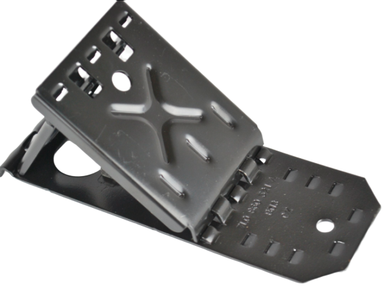 7L0860321A chock stop for wheel