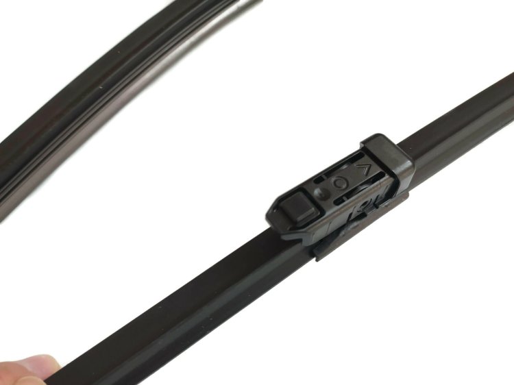 4M1998002_2.jpg