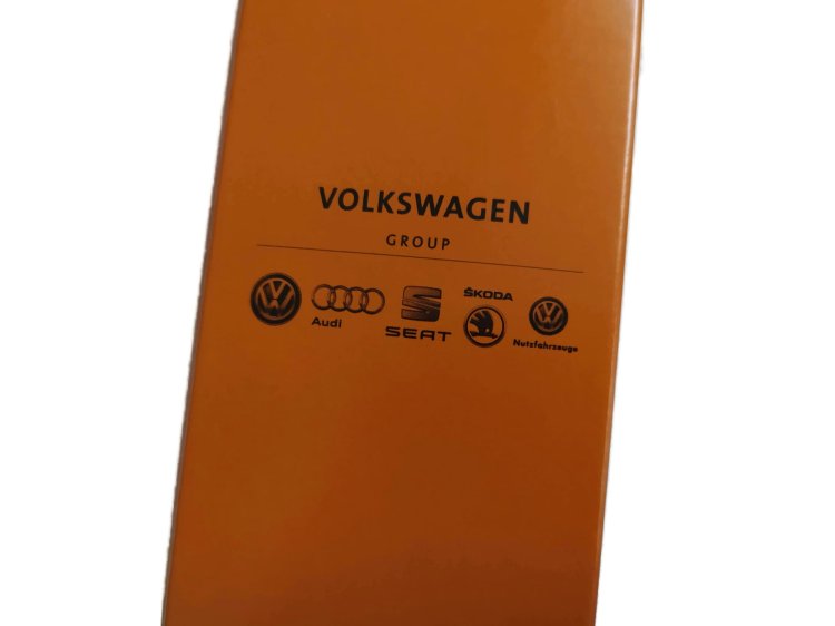 3D1998002_3.jpg