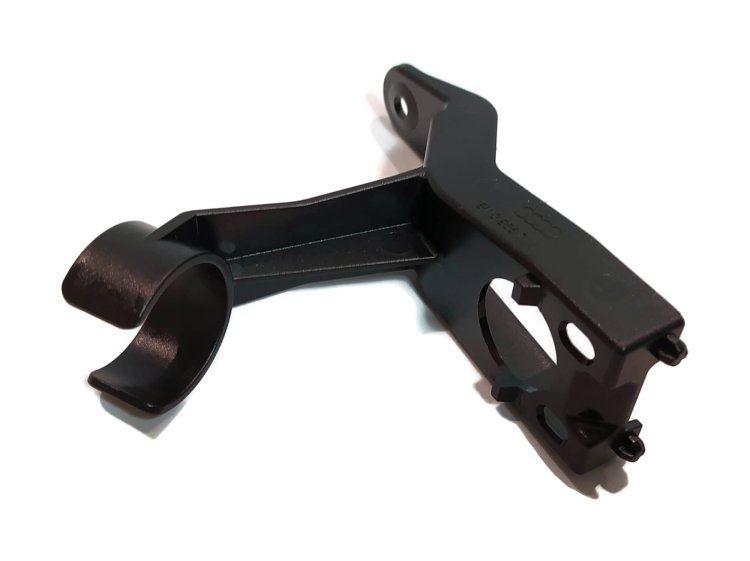 8W0955775 lewy prawy wspornik spryskiwacza lampy Audi a4 B9