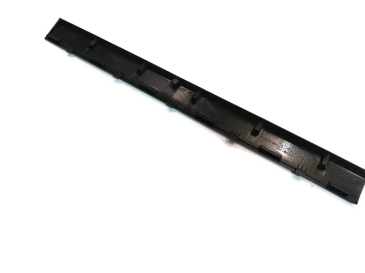 8K0885943A 4PK listwa czarna podłokietnika tył Audi