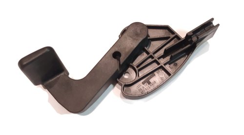 8E1 823 533 B 01C.jpg