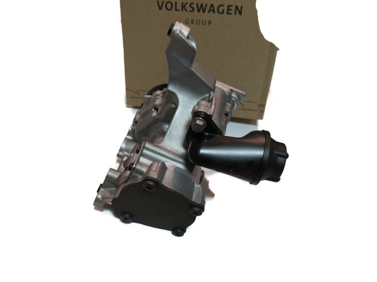 04L145208AA Engine oil pump and vacuum pump 2.0 TDI Audi A4 B9 A5 A6 Q5