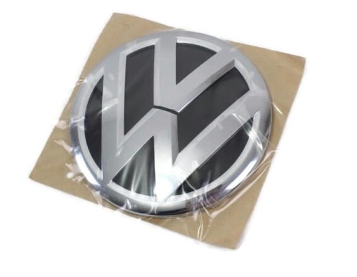 1S6853630FXC Emblemat  logo VW znaczek na tylną klapę VW UP! 2012-