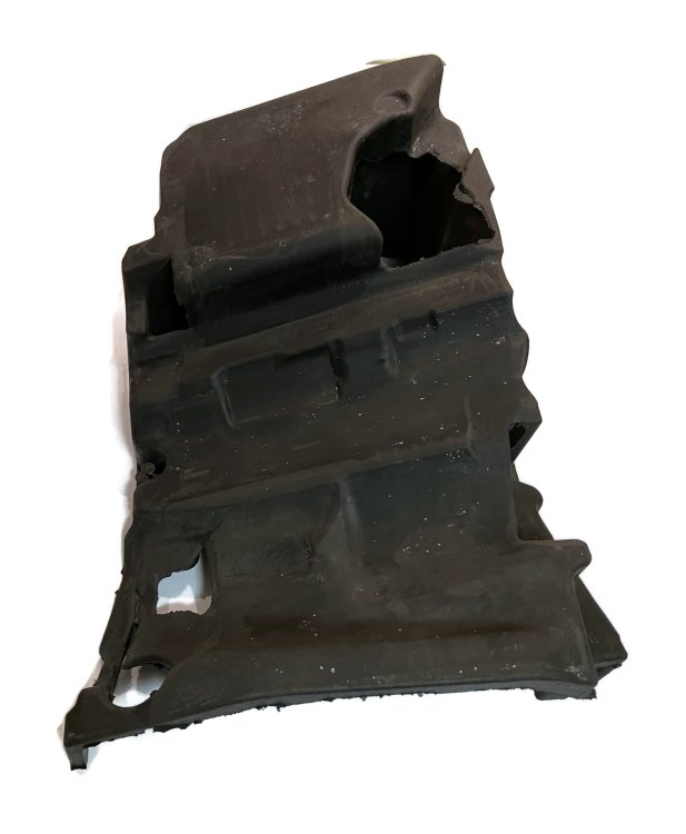 04L 103 660 G