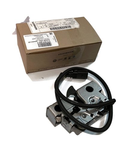 Zamek maski przedniej SEAT ATECA 575823509A