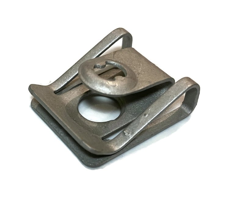 8K0805922A Blaszka montażowa 5 mm Audi A4 A5 A6 A7 A8 Q3 Q5 Q7