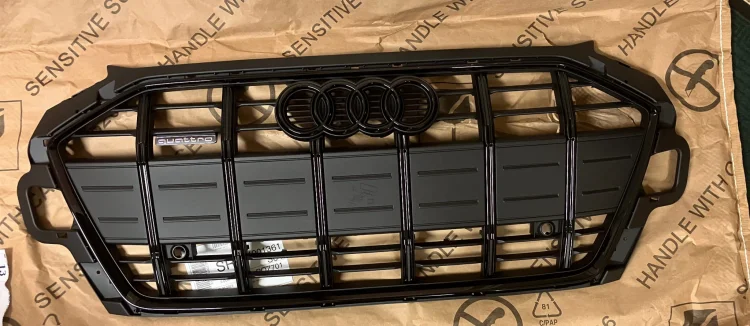 8W0853651DRBCL Front bumper radiator grille Audi A4 B9 Allroad FL 07.2019-