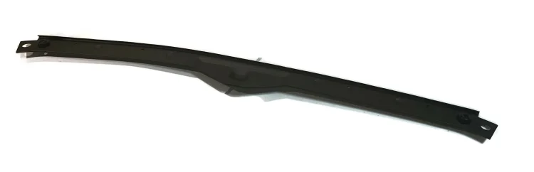 4M8823124 Bonnet center seal Audi Q8