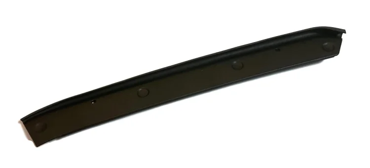 4M8823125 4M8823126 Bonnet side seal Audi Q8