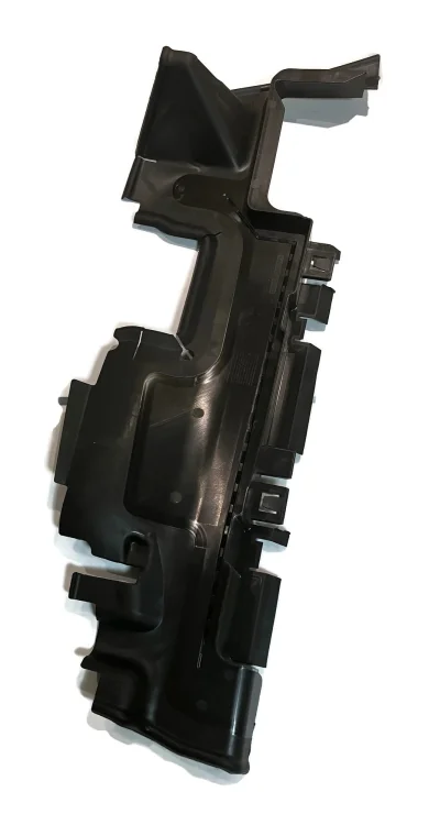 8U0 121 284 L Radiator air duct Q3  2015-2018 1.4 TFSI 2.0 TDI