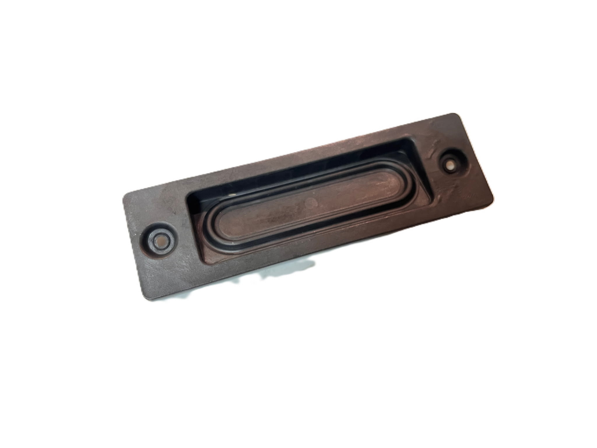 RUBBER-BUTTON-FOR-OPENING-THE-